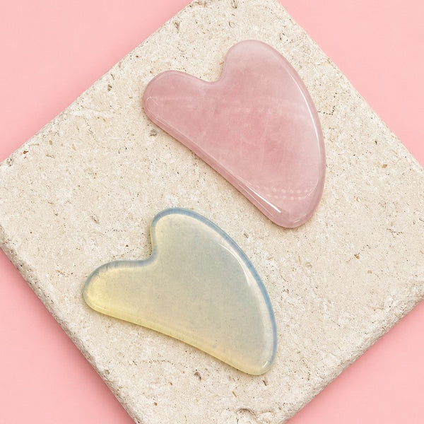 Heart-Shaped Gua Sha Facial Sculpting Tool | 40GS631