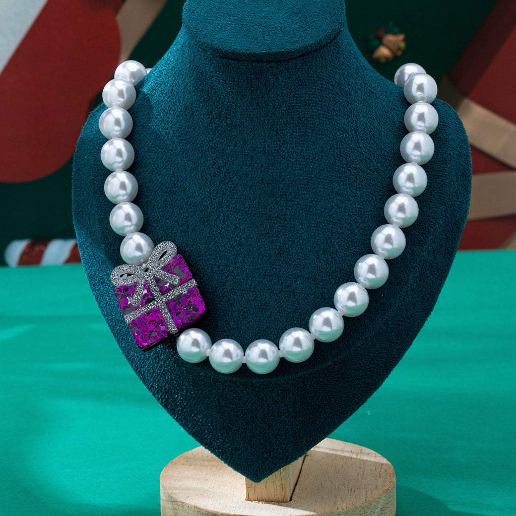 Festive Holiday Charm Beaded Necklace | 80N93880