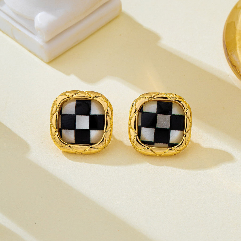 Black and White Checkerboard Stud Earrings | 80E63431